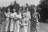 neg. Gwlad, Owen, Brenda, Christine, Auntie Brenda, Daisy & girl 2