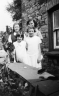 neg. Gwlad, Brenda, Nancy Betty &.spanieljpg