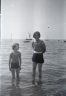 neg. Gwlad & Brenda seaside